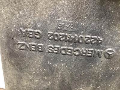 Mercedes-Benz 4220141202 USED