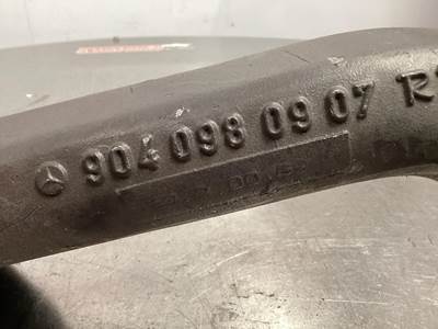 Mercedes-Benz 904 098 09 07 USED