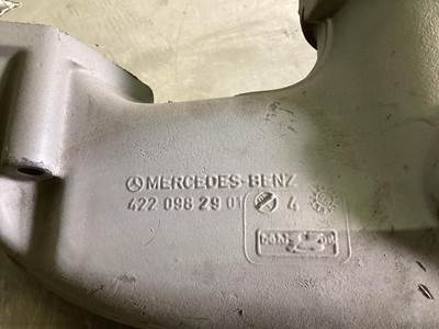 Mercedes-Benz A 422 098 29 01 USED