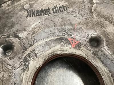 Mercedes-Benz A 423 015 04 02 USED