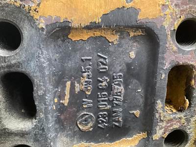 Mercedes-Benz A 423 015 04 02 USED