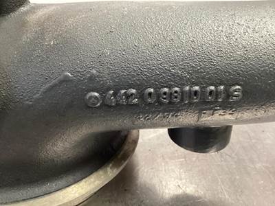 Mercedes-Benz A 442 098 10 01 USED