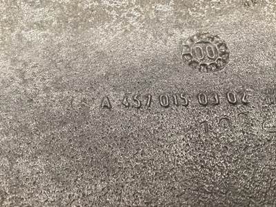 Mercedes-Benz A 457 015 03 02 USED