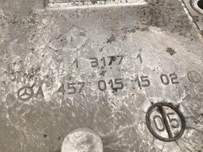 Mercedes-Benz A 457 015 15 02 USED