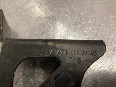 Mercedes-Benz A 470 130 07 40 USED