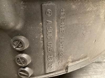 Mercedes-Benz A 906 015 18 02 USED