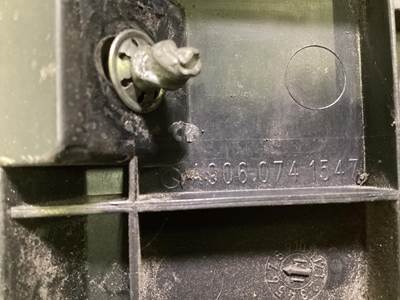 Mercedes-Benz A 906 074 15 47 USED