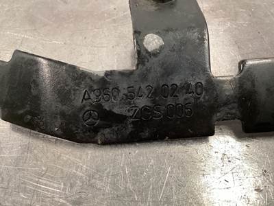 Mercedes-Benz A 950 542 02 40 USED