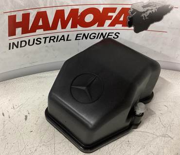 Mercedes-Benz ROCKER COVER A 457 010 09 30 NEW