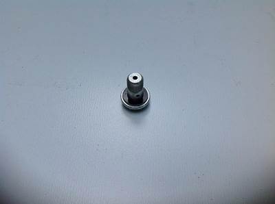 Mitsubishi BOLT EYE 1506132100 USED