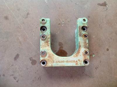 Mitsubishi BRACKET, COOLER 3743001800 USED