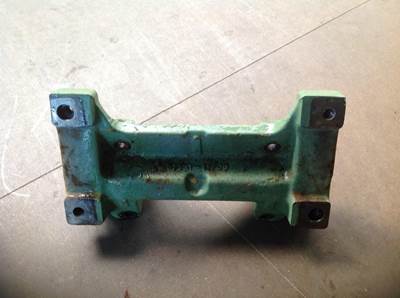 Mitsubishi BRACKET, INJECTION PUMP 3736111700 USED