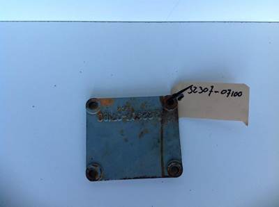 Mitsubishi COVER 3230707100 USED