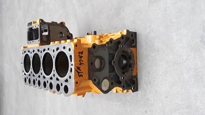 Mitsubishi CRANKCASE MITSUBISHI S4L2 MB093 USED