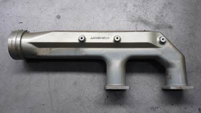 Mitsubishi DUCT, AIR FRONT 3783011700 USED