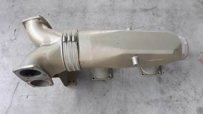 Mitsubishi DUCT, AIR REAR 3783003300 USED