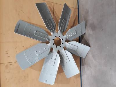 Mitsubishi FAN 4664803300 NEW