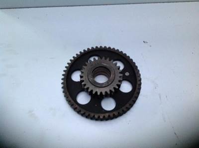 Mitsubishi GEAR ASSY, CAM IDLER ME072425 USED