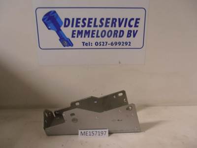 Mitsubishi INSULATOR ME157197 NEW