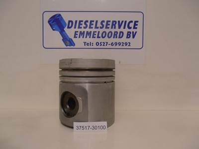 Mitsubishi PISTON 37517-30100 NEW