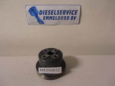 Mitsubishi PULLEY ME050652 NEW