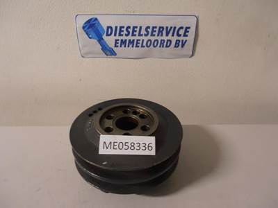 Mitsubishi PULLEY ME058336 NEW
