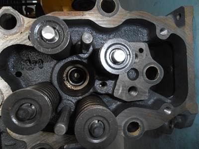 Scania CYLINDER HEAD 2081239GB USED
