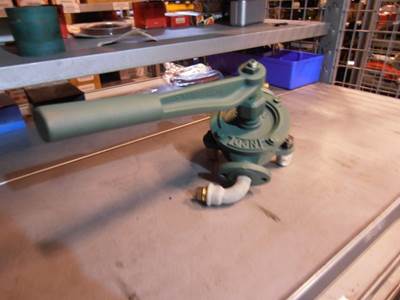 Scania HAND PUMP CA 299613 NEW