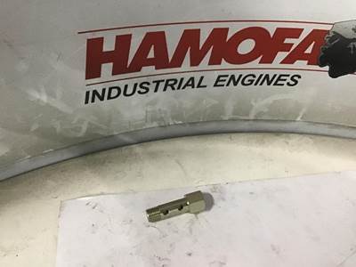 Volvo BANJO BOLT 425566 NEW