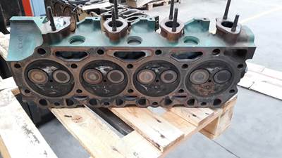 Volvo CYLINDER HEAD VOLVO D5D CK10345 USED