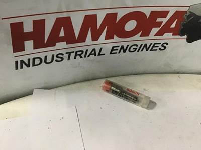 Volvo INJECTOR NOZZLE 422951 NEW