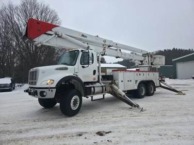 Freightliner M2 106 Boom / Bucket Truck - 2012 ALTEC AH100 Aerial Lift