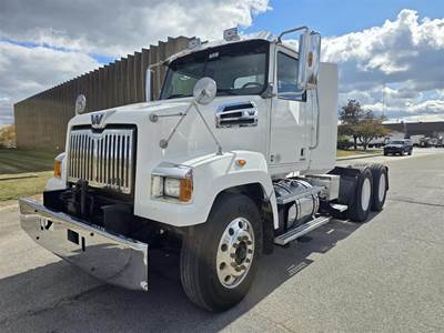 Western Star 4700 Day Cab Truck