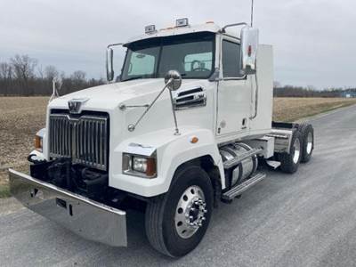 Western Star 4700 Day Cab Truck