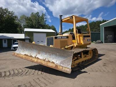 John Deere 450G Dozer