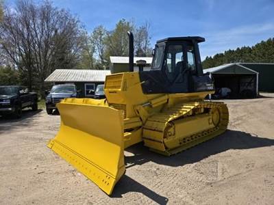 Komatsu D61EX-12 Dozer