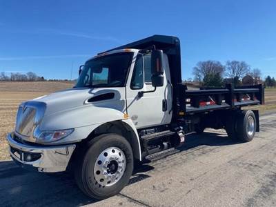 International DuraStar 4300 Dump Truck