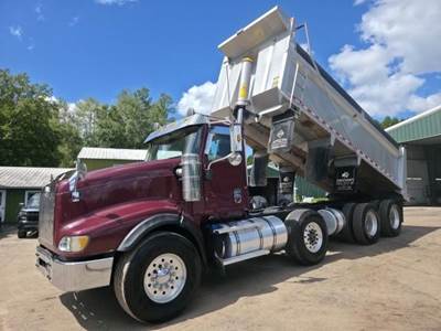 International Paystar 5900 Dump Truck