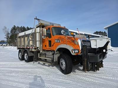 Mack Granite GU713 Dump Truck