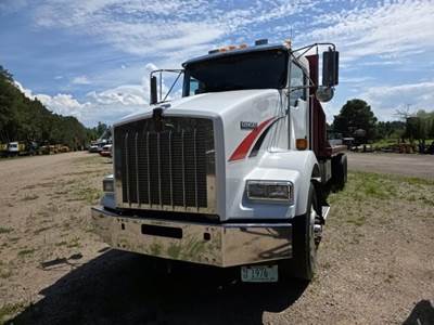 Kenworth T800 Flatbed Truck
