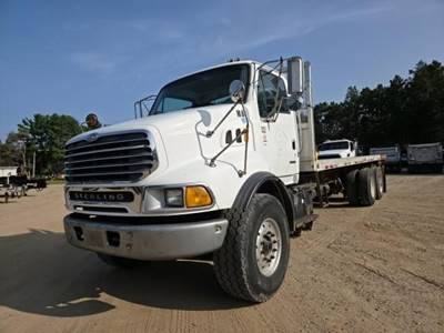 Sterling L9500 Flatbed Truck
