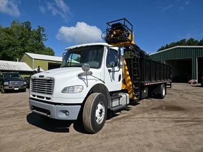 Freightliner M2 106 Grapple Truck