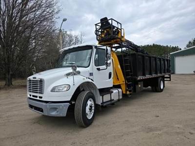 Freightliner M2 106 Logging Truck