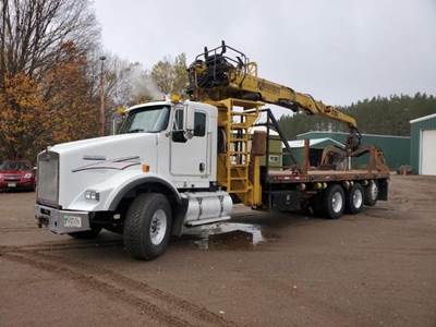 Kenworth T800 Tri Axle Logging Truck