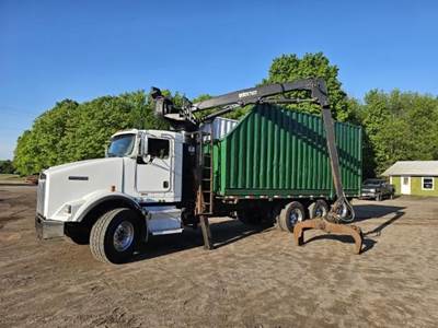 Kenworth T800 Logging Truck