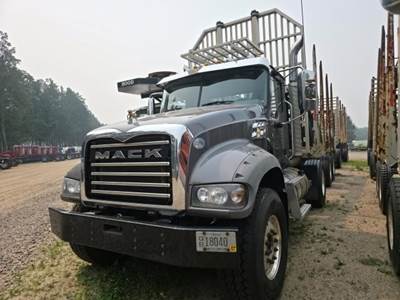 Mack Granite 64FR Logging Truck
