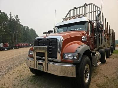 Mack Granite 64FR Logging Truck