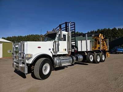 Peterbilt 388 Logging Truck