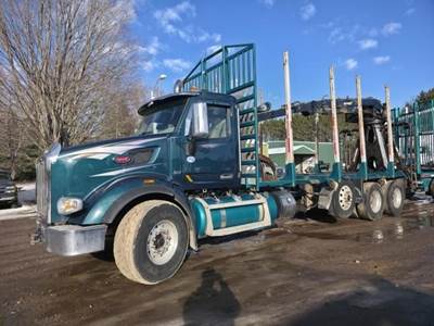 Peterbilt 567 Logging Truck