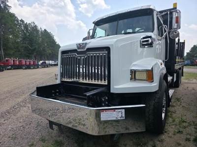 Western Star 4700 Logging Truck